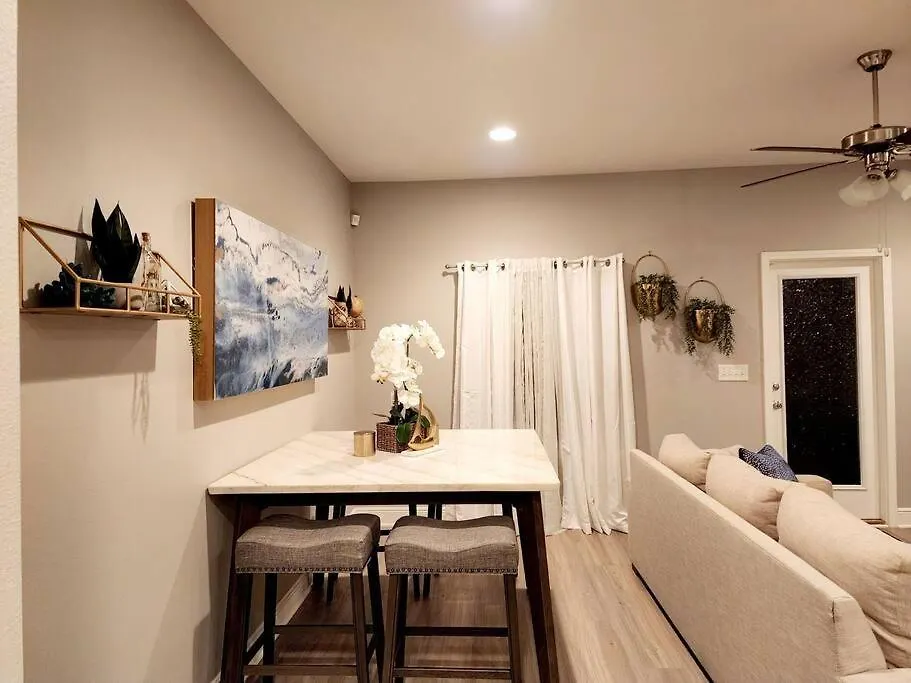 Holiday home Entire Home- Gorgeous 3Br Townhome Pool, Grill, Wd, 2 Free Drive Up Spaces Sleeps 6 Close To Everything Pcb! Free Wifi United States