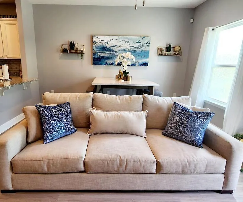 Entire Home- Gorgeous 3Br Townhome Pool, Grill, Wd, 2 Free Drive Up Spaces Sleeps 6 Close To Everything Pcb! Free Wifi United States