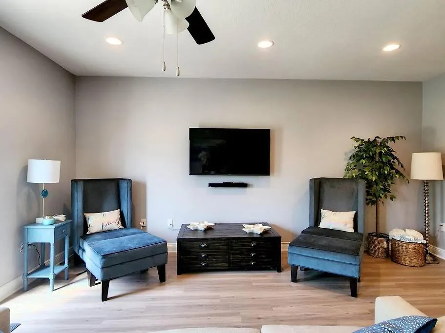 Entire Home- Gorgeous 3Br Townhome Pool, Grill, Wd, 2 Free Drive Up Spaces Sleeps 6 Close To Everything Pcb! Free Wifi 0*, Panama City Beach United States